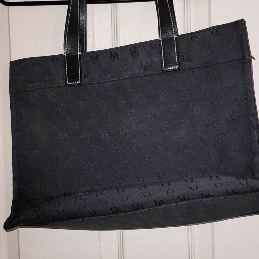DOONEY AND BOURKE SATCHEL
